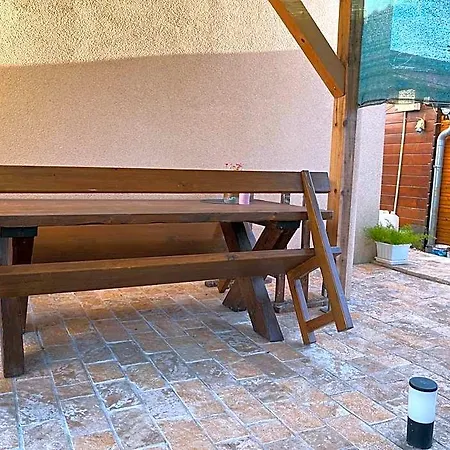 Veronika Apartament *