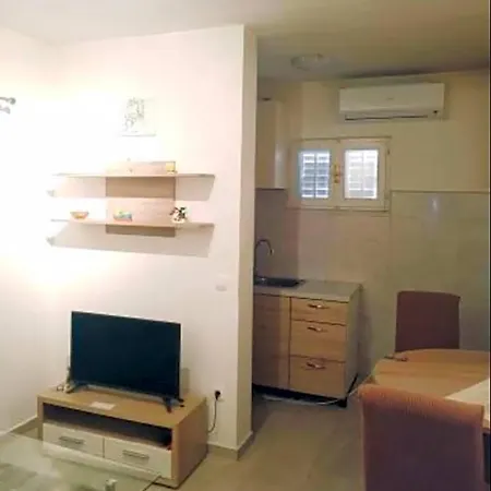 Veronika Apartament *